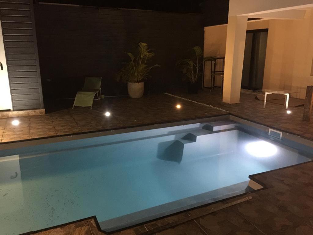 Nicole Residence Avec Piscine Chauffee & Jacuzzi 圣安德烈 外观 照片