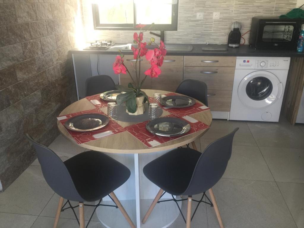 Nicole Residence Avec Piscine Chauffee & Jacuzzi 圣安德烈 外观 照片