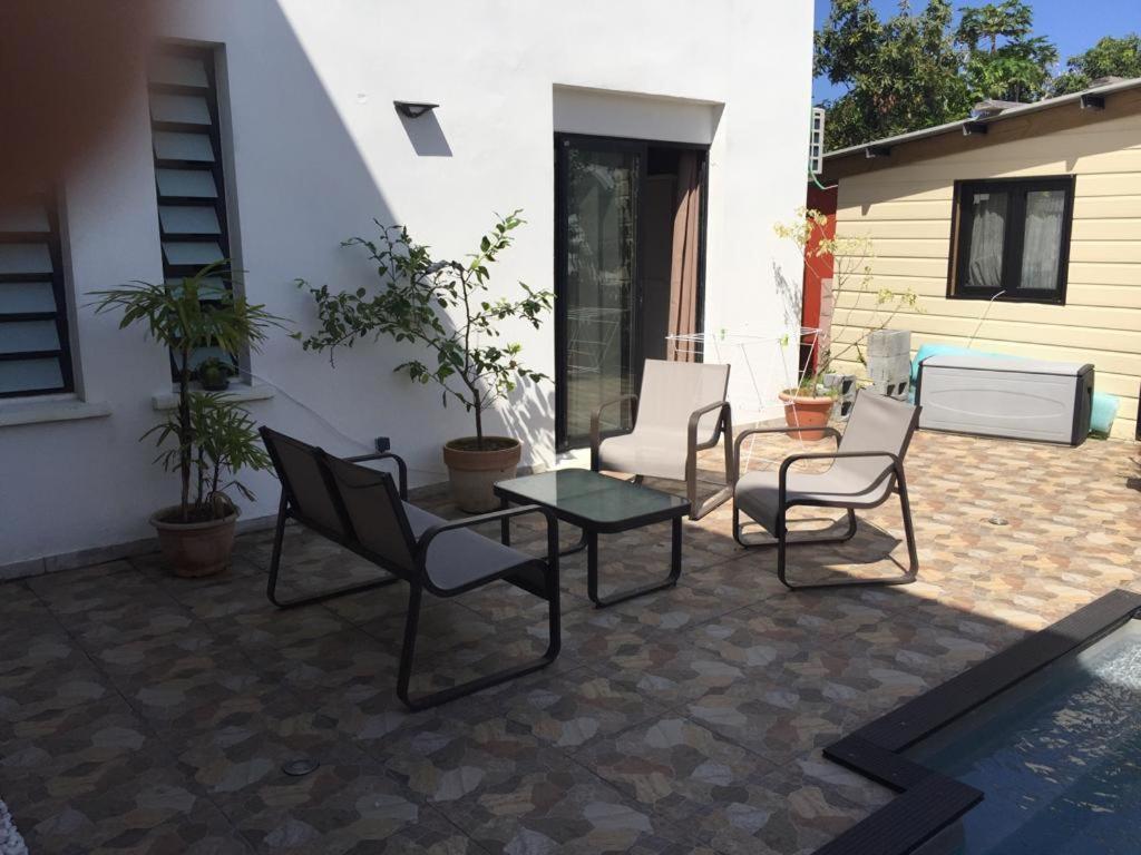Nicole Residence Avec Piscine Chauffee & Jacuzzi 圣安德烈 外观 照片