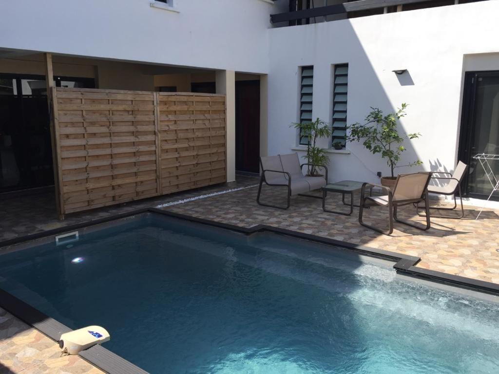 Nicole Residence Avec Piscine Chauffee & Jacuzzi 圣安德烈 外观 照片
