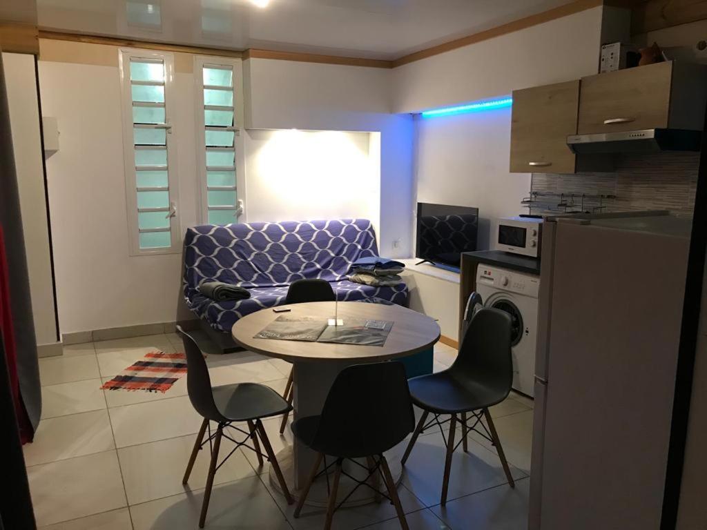 Nicole Residence Avec Piscine Chauffee & Jacuzzi 圣安德烈 外观 照片